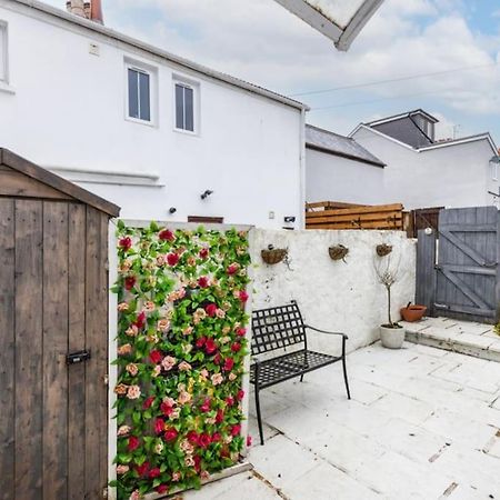Cosy Flat In Burgess Hill, Sussex Apartamento Exterior foto